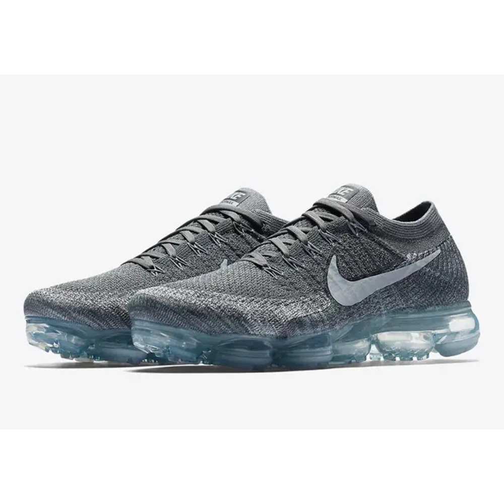 Nike Gray Air VaporMax Flyknit Asphalt Size: 9.5